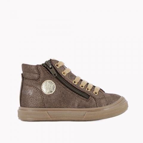 Velveta Brown